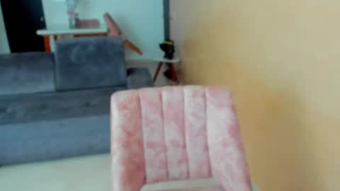 Lau  online show from September 14, 5:23 pm