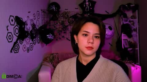 Snapshot of lulu_miss chatting on October 21, 10:27 am Lulu online show from October 21, 10:27 am