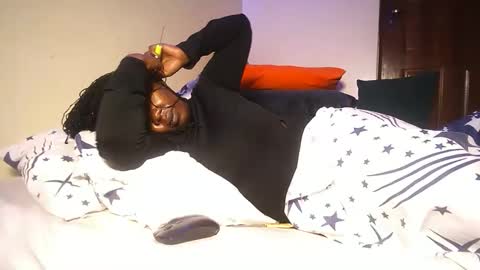 lulu_sparks1 online show from December 18, 12:38 am