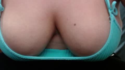  Lulu  online show from September 28, 2:39 am