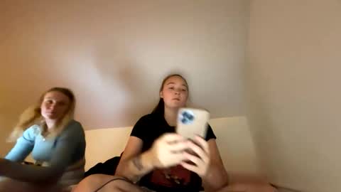 Snapshot of lulubaby03 chatting on November 9, 2:54 am lulubaby03 online show from November 9, 2:54 am