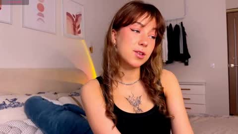 Snapshot of luluberryx chatting on May 29, 2:20 am lulu berry online show from May 29, 2:20 am