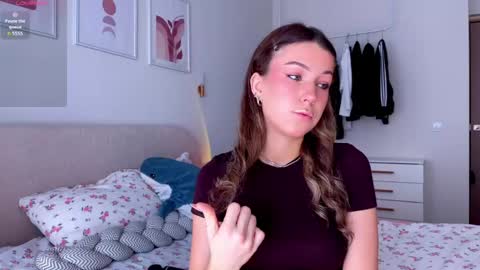 Snapshot of luluberryx chatting on June 9, 2:23 am lulu berry online show from June 9, 2:23 am