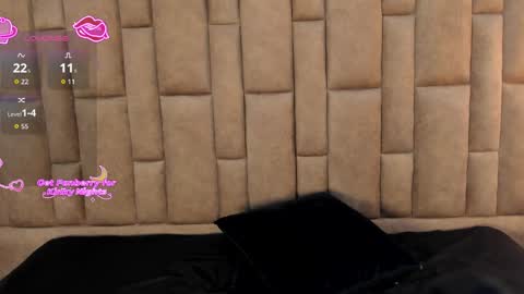 Lulu online show from March 31, 8:42 pm