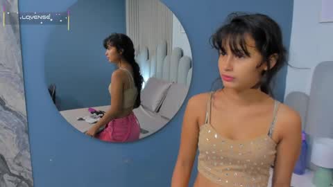 luly_dreams online show from April 19, 10:58 am