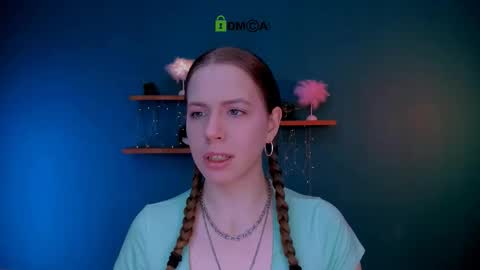 Sweet Lumi online show from February 7, 8:29 am