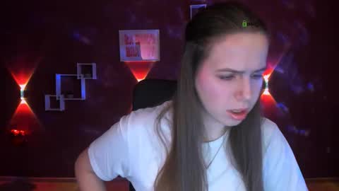 Sweet Lumi online show from February 25, 8:35 am