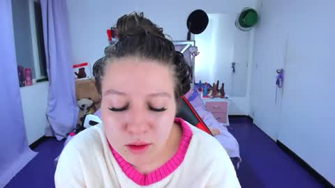 luna_analya online show from March 28, 4:23 am