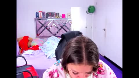 luna_analya online show from June 8, 6:19 pm