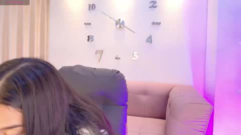 Luna And Titan  online show from February 13, 3:35 am