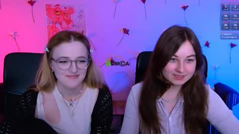 luna_berryy online show from May 23, 7:18 pm