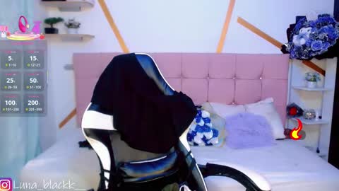 Snapshot of luna_blackk_ chatting on November 8, 9:13 pm Luna online show from November 8, 9:13 pm