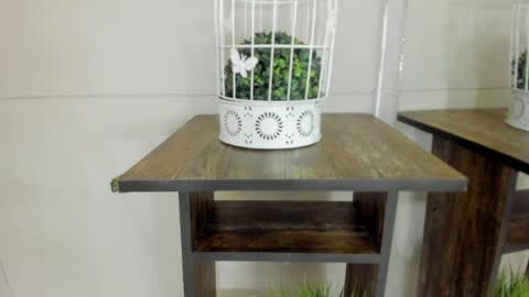 luna_bradley_ online show from April 14, 12:33 pm