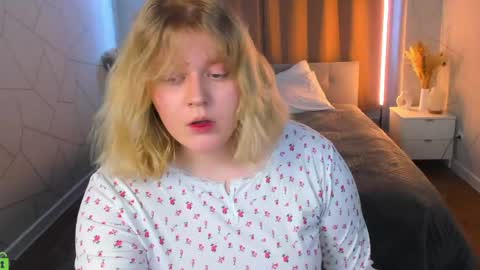 luna online show from April 18, 1:09 am