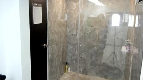 luna  online show from March 10, 9:53 am