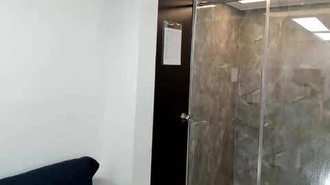 luna  online show from March 10, 12:59 pm