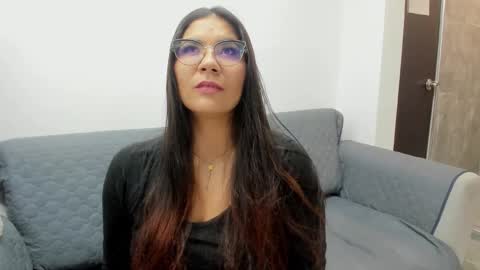 luna  online show from November 20, 11:10 am