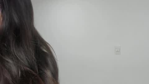 luna  online show from April 15, 11:06 am