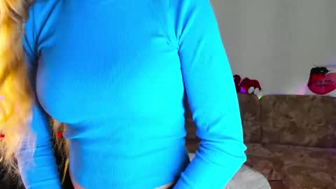 luna_evan online show from December 30, 12:09 pm