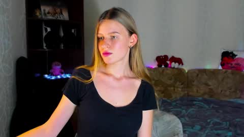 luna_evan online show from January 21, 2:15 pm