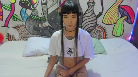 luna_gc online show from December 17, 3:06 pm