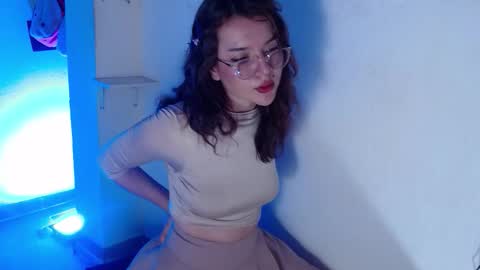 Snapshot of luna_hazard chatting on September 24, 1:36 pm luna_hazard online show from September 24, 1:36 pm