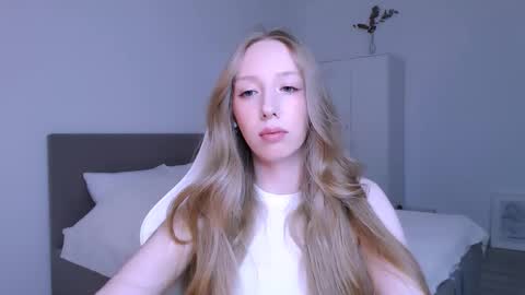 Luna online show from December 15, 9:19 pm