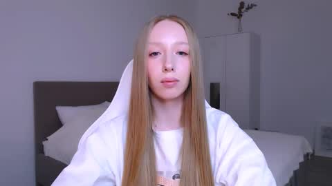 Luna online show from December 16, 11:21 pm