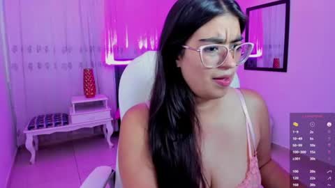 Snapshot of luna_jonnes1 chatting on June 9, 7:58 pm Luna online show from June 9, 7:58 pm