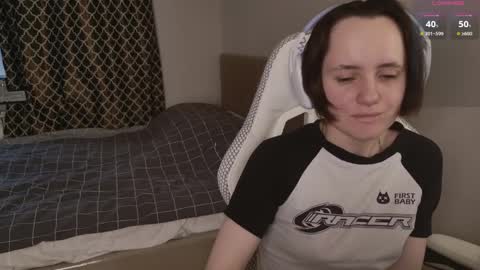 luna_loveeee online show from April 7, 4:13 am