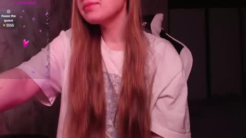 Snapshot of luna_loveisgood chatting on January 12, 11:36 pm Luna online show from January 12, 11:36 pm