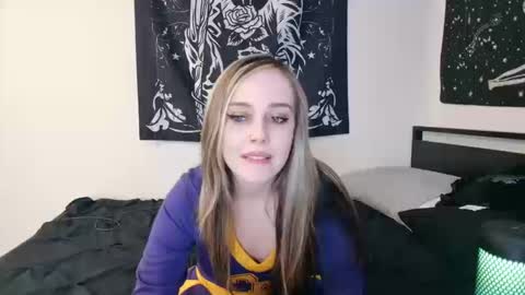 Snapshot of luna_lovelyy chatting on October 13, 2:00 am Luna online show from October 13, 2:00 am
