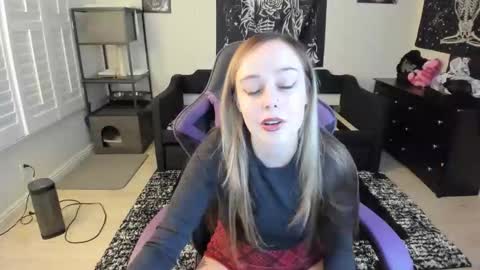 Luna online show from January 5, 10:13 pm