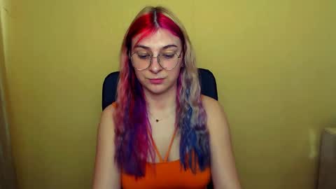 Luna online show from February 25, 12:24 pm