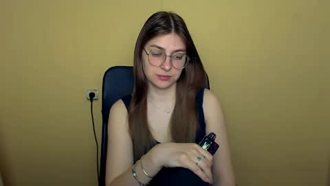 Luna online show from April 23, 8:02 am