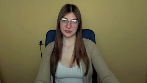 Luna online show from April 24, 9:45 am