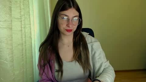 Snapshot of luna_lush_ chatting on May 29, 9:40 am Luna online show from May 29, 9:40 am