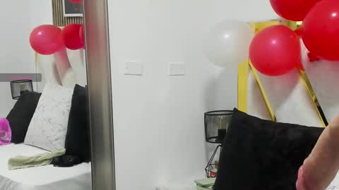 luna_naughty1 online show from February 16, 7:10 pm