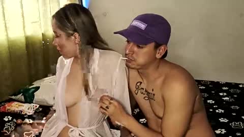 luna_prohibida16 online show from May 5, 9:45 pm