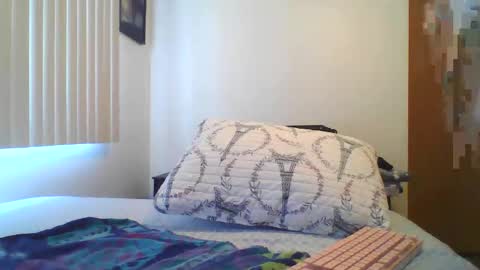 Luna Samosienko online show from May 4, 5:31 pm
