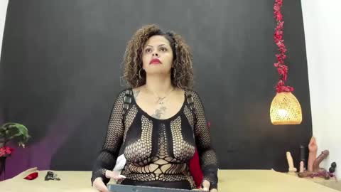 Snapshot of luna_smit_ chatting on November 28, 11:07 pm Luna online show from November 28, 11:07 pm