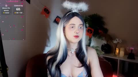 Luna online show from October 22, 9:58 pm