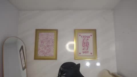 Live 1000pm 600am COLOMBIAN HOUR online show from November 2, 3:09 am