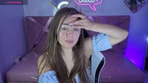 Live 1000pm 600am COLOMBIAN HOUR online show from November 22, 3:16 am