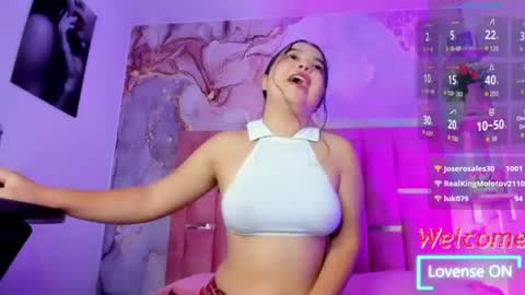 Snapshot of luna_sweeett_ chatting on July 3, 1:17 pm Luna online show from July 3, 1:17 pm