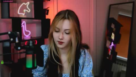 Luna online show from November 25, 12:16 pm