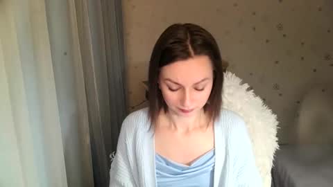 lunaa_bluee online show from December 3, 12:07 am