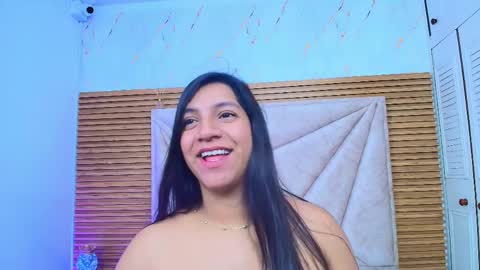 Lunaa rossee  online show from May 15, 7:54 pm