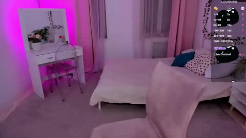 Li online show from October 19, 3:56 pm