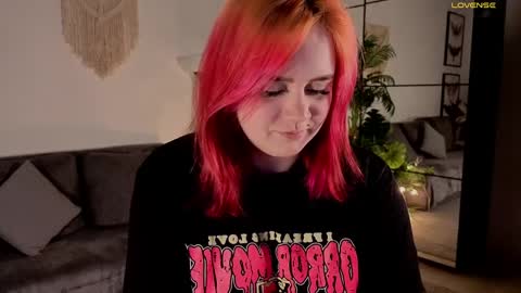 Li online show from April 5, 9:56 pm